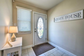 Retreat with BBQ and Balcony 1 Block to Boardwalk!